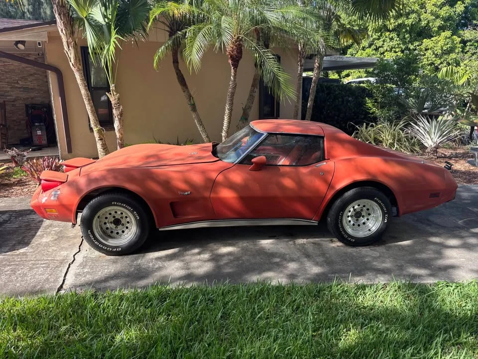1977 Chevrolet Corvette C3 - Image 2 of 3