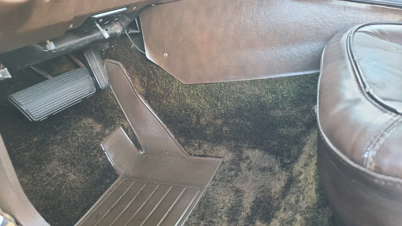1977 Chevrolet Corvette C3 - Image 18 of 30
