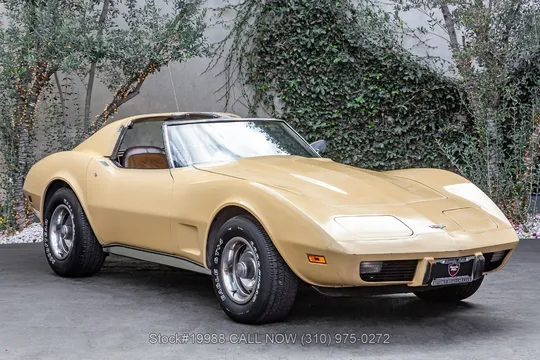 1977 Chevrolet Corvette T-Top 4-Speed