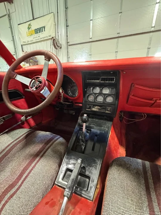 1977 Chevrolet Corvette C3 - Image 10 of 13