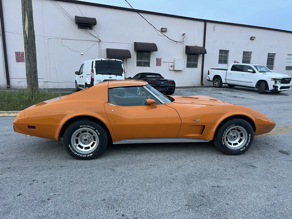 1977 Chevrolet Corvette C3 - Image 11 of 21