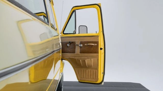 1977 Chevrolet G-Series Van - Image 16 of 21