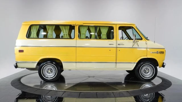 1977 Chevrolet G-Series Van - Image 9 of 21