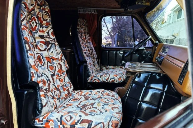 1977 Chevrolet G-Series Van - Image 4 of 8