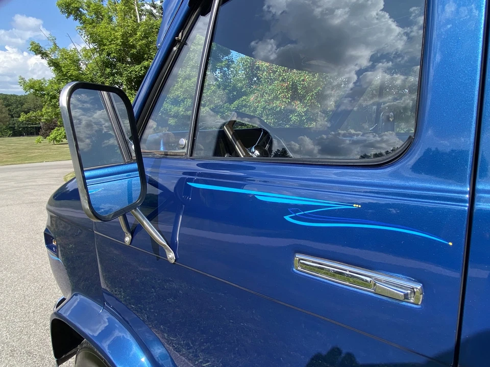1977 Chevrolet G-Series Van - Image 21 of 31