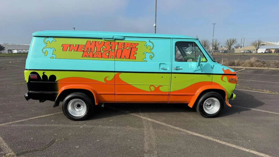 1977 Chevrolet G-Series Van - Image 12 of 31