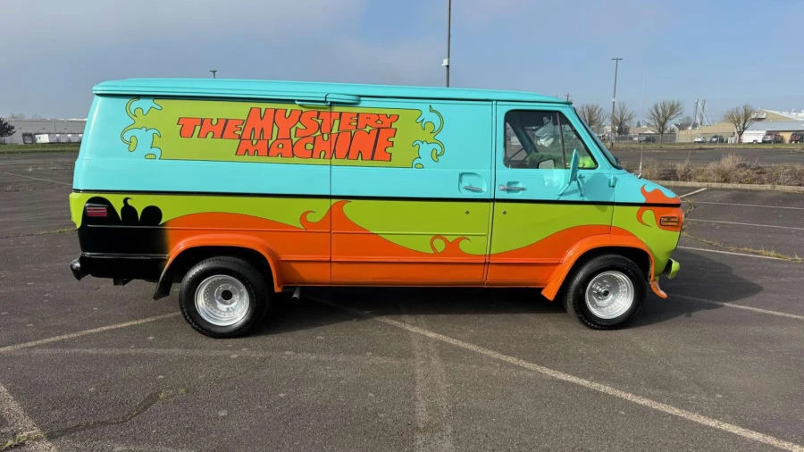 1977 Chevrolet G-Series Van - Image 14 of 31