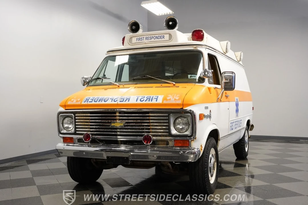 1977 Chevrolet G-Series Van - Image 18 of 21