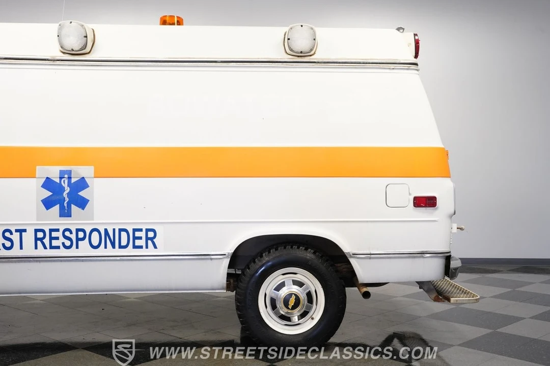 1977 Chevrolet G-Series Van - Image 26 of 31