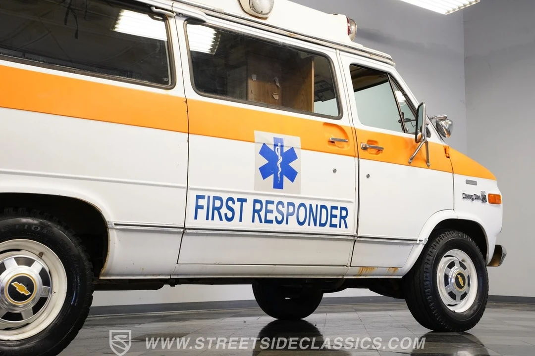 1977 Chevrolet G-Series Van - Image 30 of 31