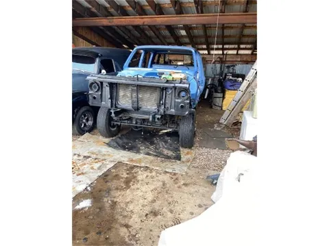 1977 Chevrolet K-30 Crew Cab