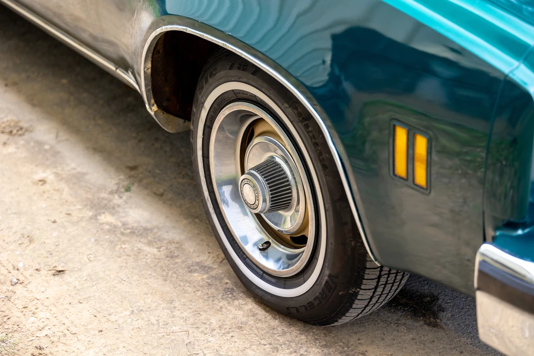 1977 Chevrolet Malibu - Image 25 of 31