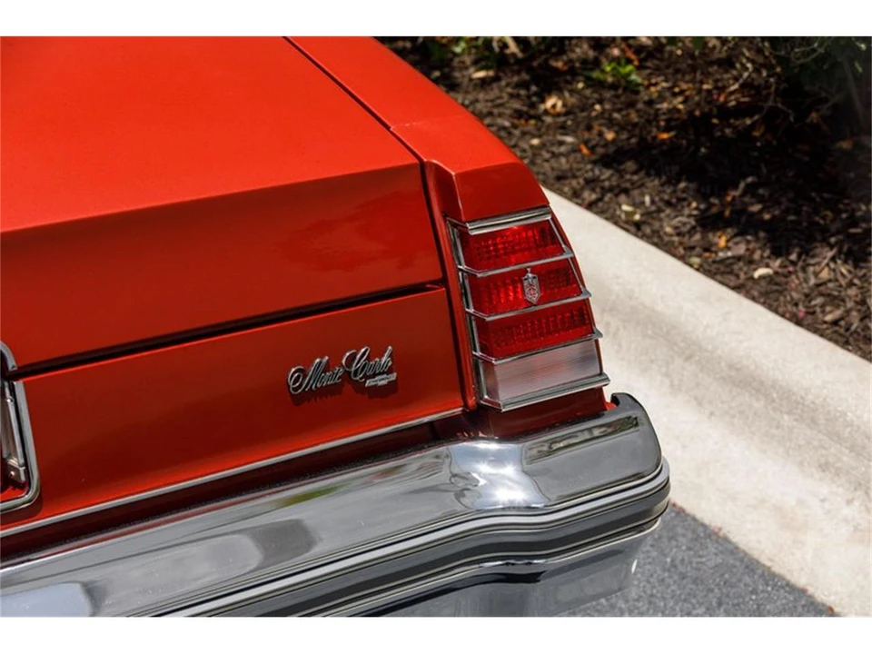 1977 Chevrolet Monte Carlo 2nd Gen - Image 16 of 31