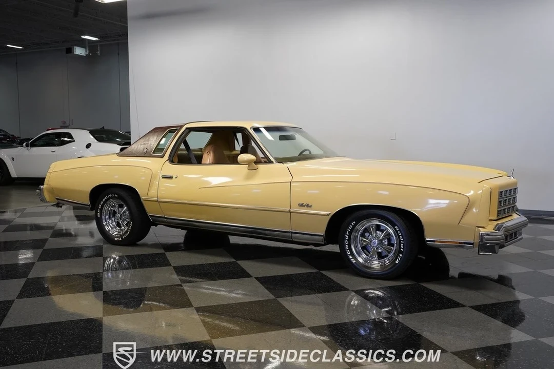 1977 Chevrolet Monte Carlo 3rd Gen - Image 16 of 21