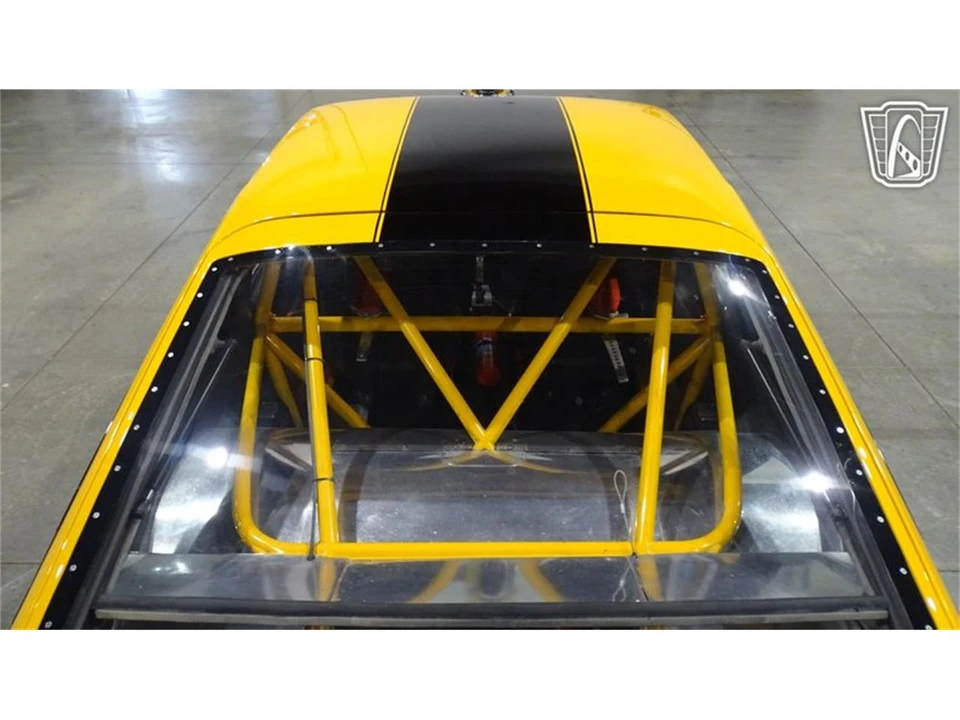1977 Chevrolet Vega - Image 27 of 31