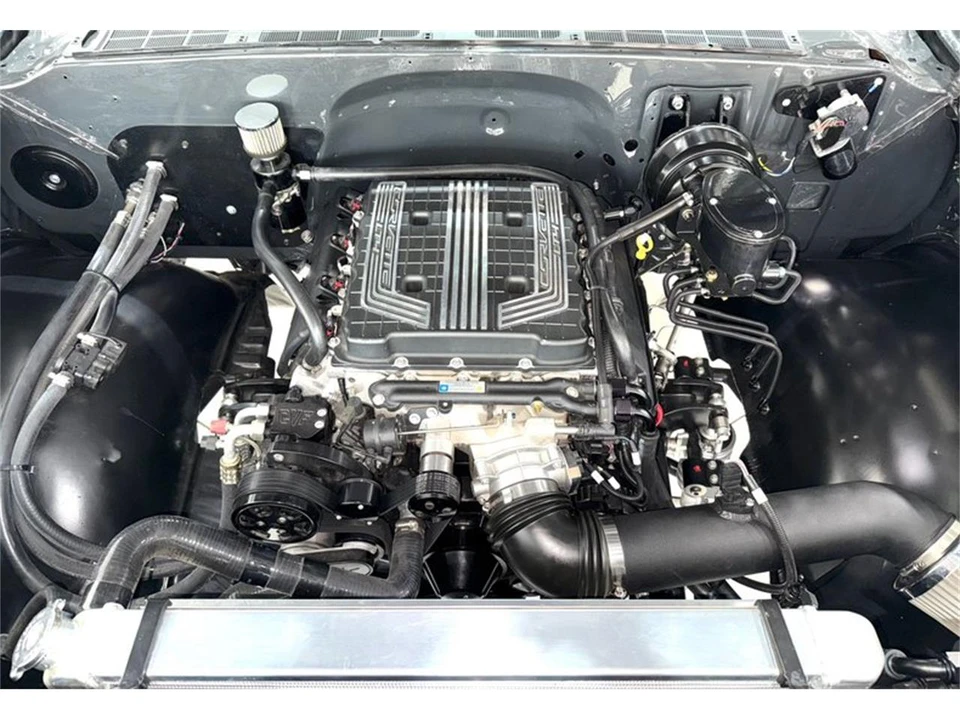 1977 Chevrolet - Image 18 of 31