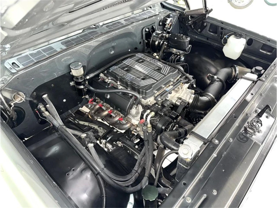 1977 Chevrolet - Image 30 of 31