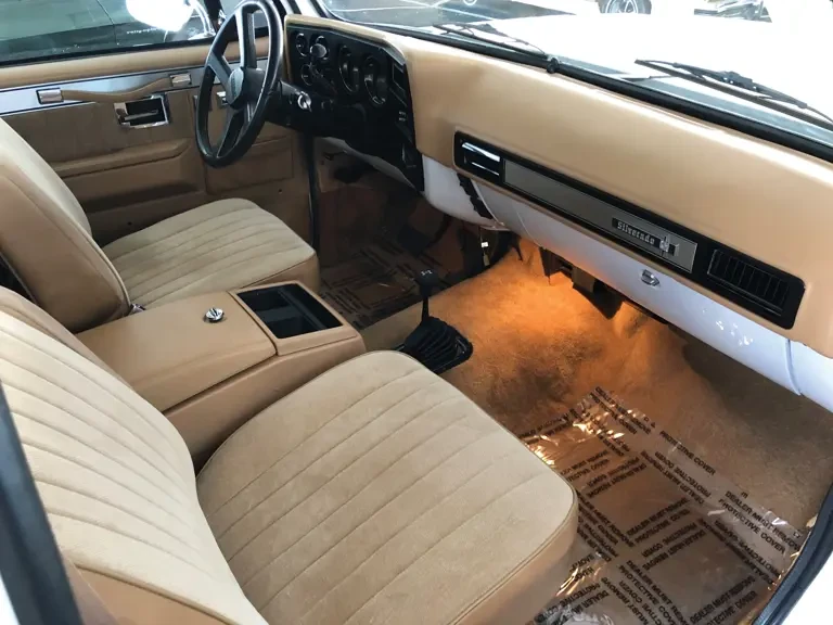 1977 Chevrolet Silverado - Image 5 of 15