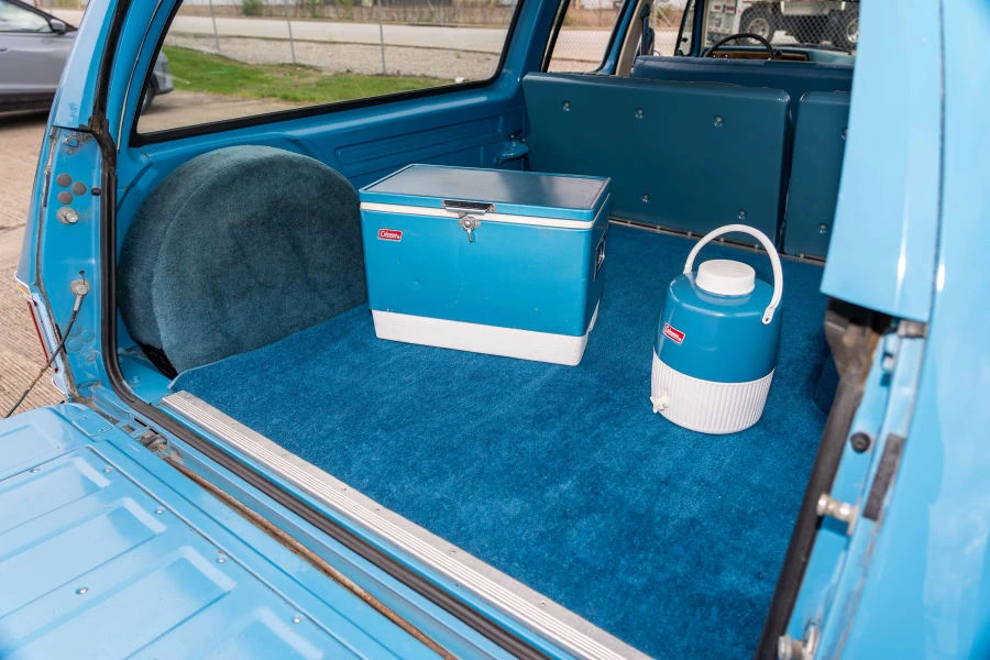 1977 Chevrolet Suburban 7th Gen - Image 27 of 31