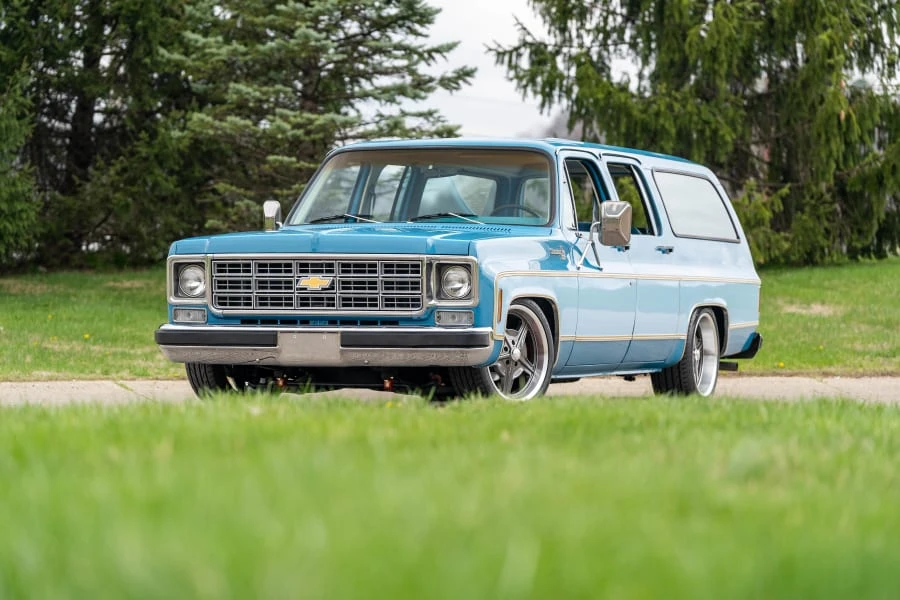 1977 Chevrolet Suburban 7th Gen - Image 13 of 31