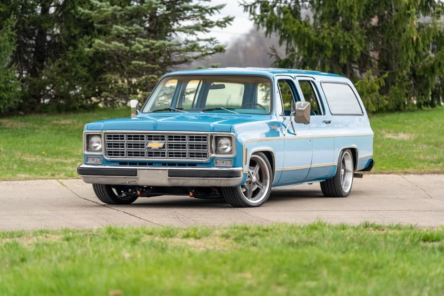 1977 Chevrolet Suburban 7th Gen - Image 16 of 31