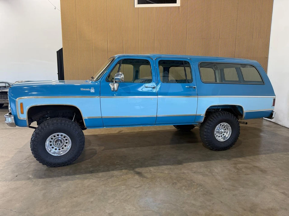 1977 Chevrolet Suburban 7th Gen - Image 20 of 31