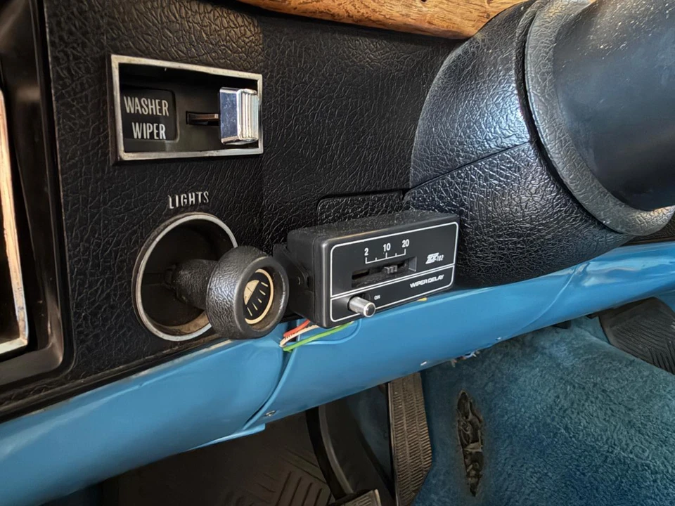1977 Chevrolet Suburban 7th Gen - Image 24 of 31