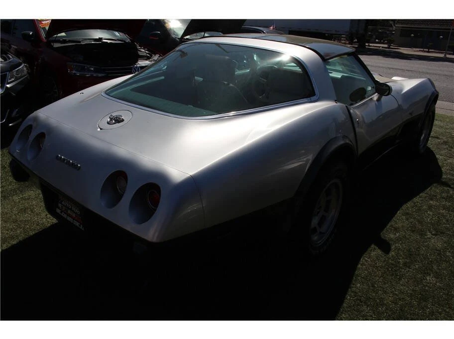 1977 Chevrolet Corvette C3 - Image 6 of 13
