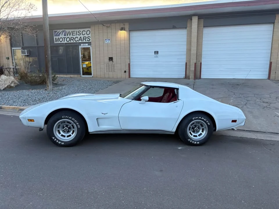 1977 Chevrolet Corvette C3 - Image 2 of 9
