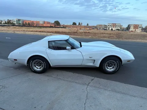 1977 Chevrolet Corvette C3 - Image 3 of 9