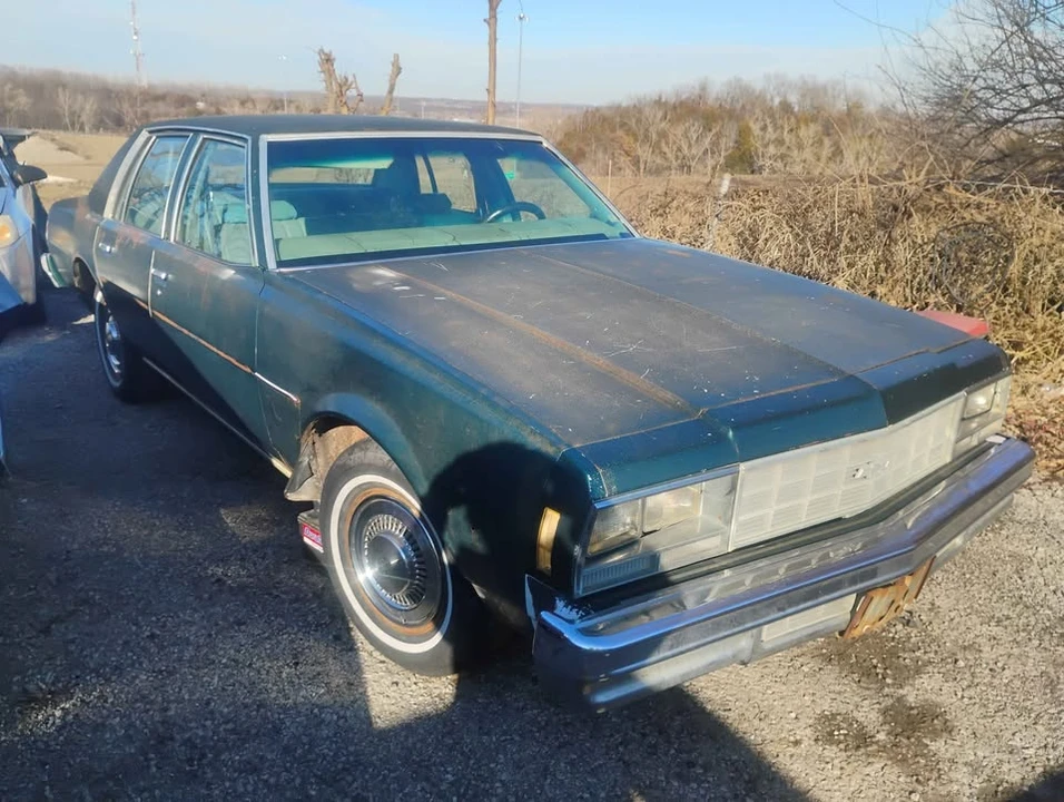 1977 Chevrolet Impala 5th Gen - Image 2 of 6