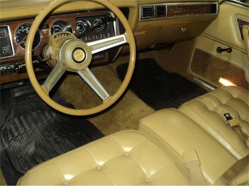 1977 Chrysler Cordoba - Image 10 of 14