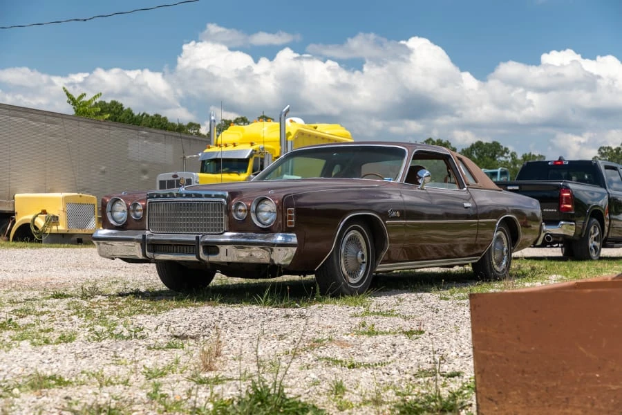 1977 Chrysler Cordoba - Image 19 of 31
