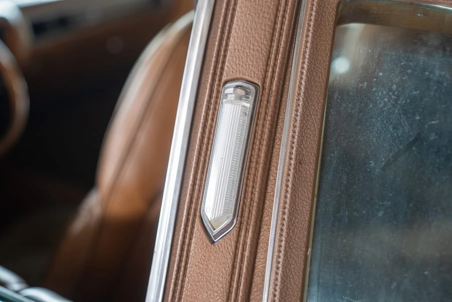 1977 Chrysler Cordoba - Image 28 of 31