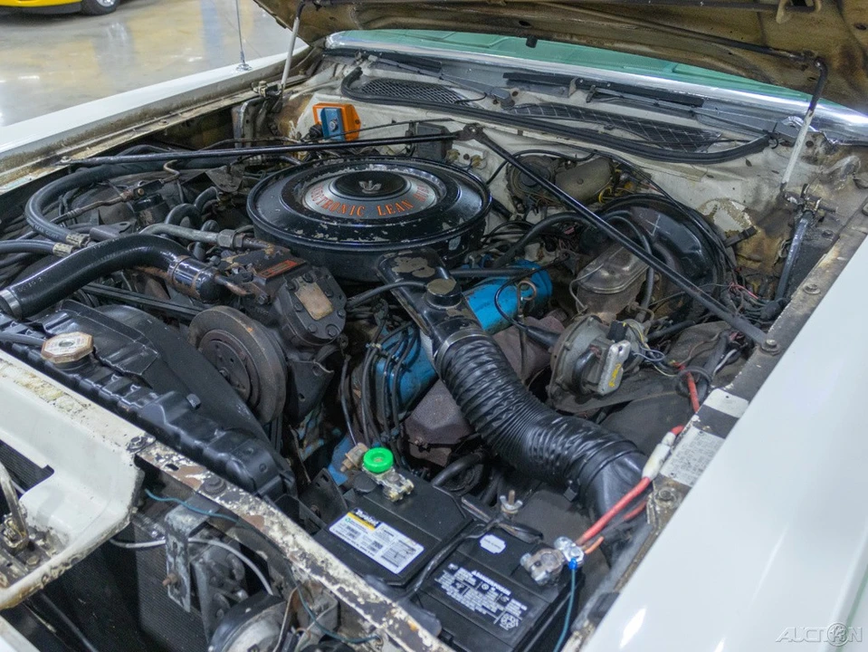 1977 Chrysler Cordoba - Image 14 of 21