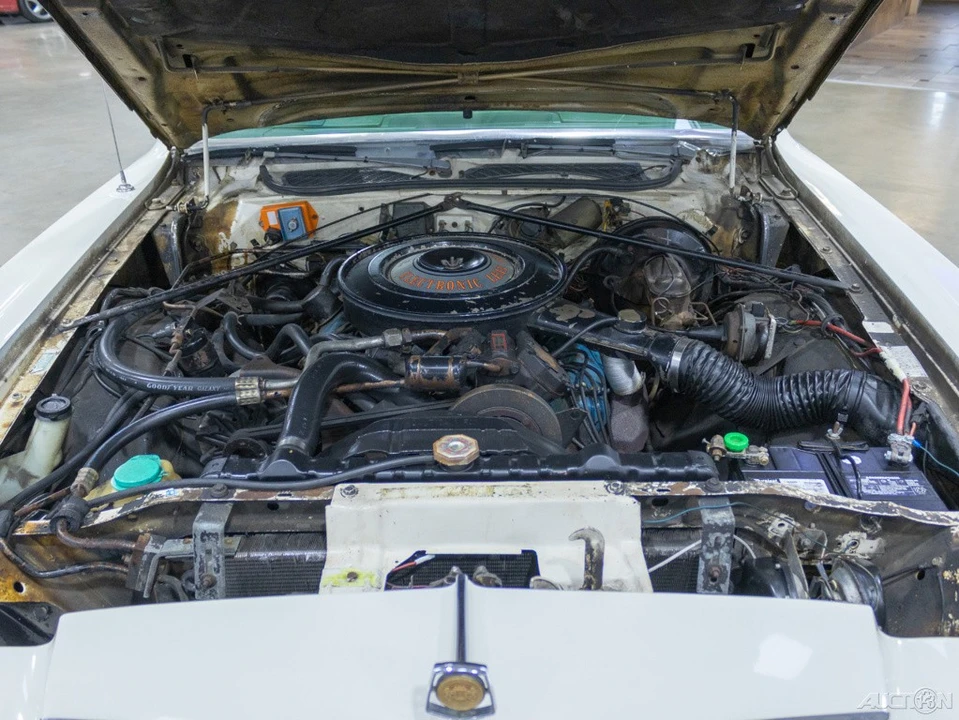 1977 Chrysler Cordoba - Image 12 of 21