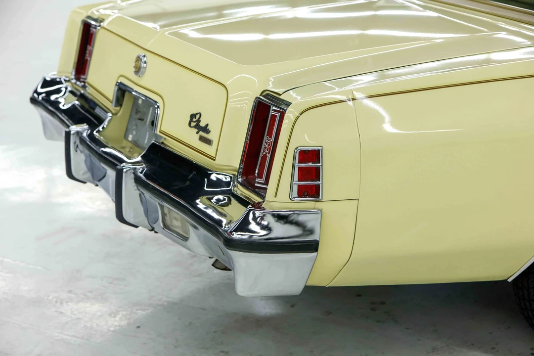 1977 Chrysler Cordoba - Image 21 of 31
