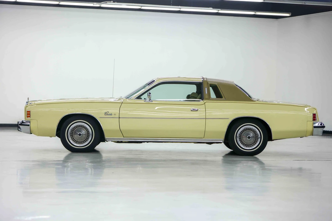 1977 Chrysler Cordoba - Image 4 of 31