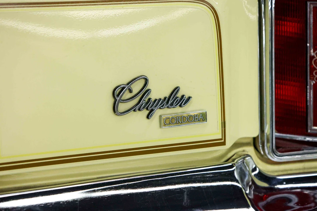 1977 Chrysler Cordoba - Image 18 of 31