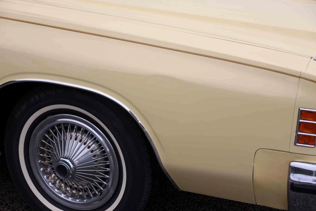 1977 Chrysler Cordoba - Image 30 of 31