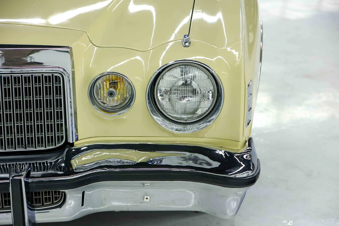 1977 Chrysler Cordoba - Image 13 of 31