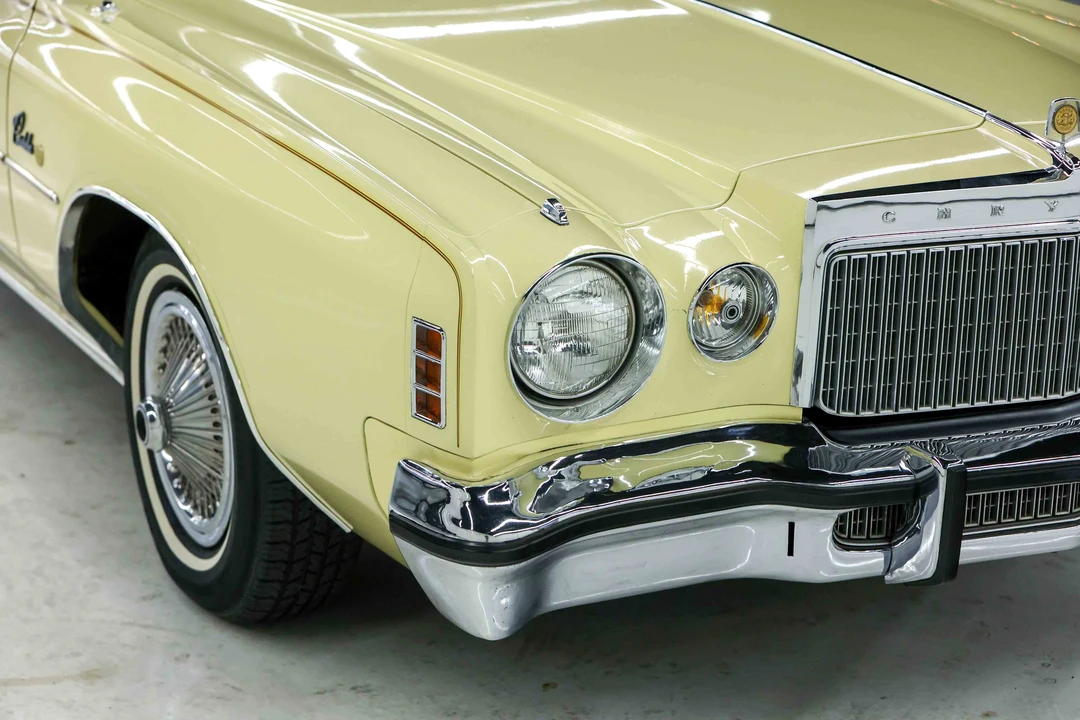 1977 Chrysler Cordoba - Image 9 of 31