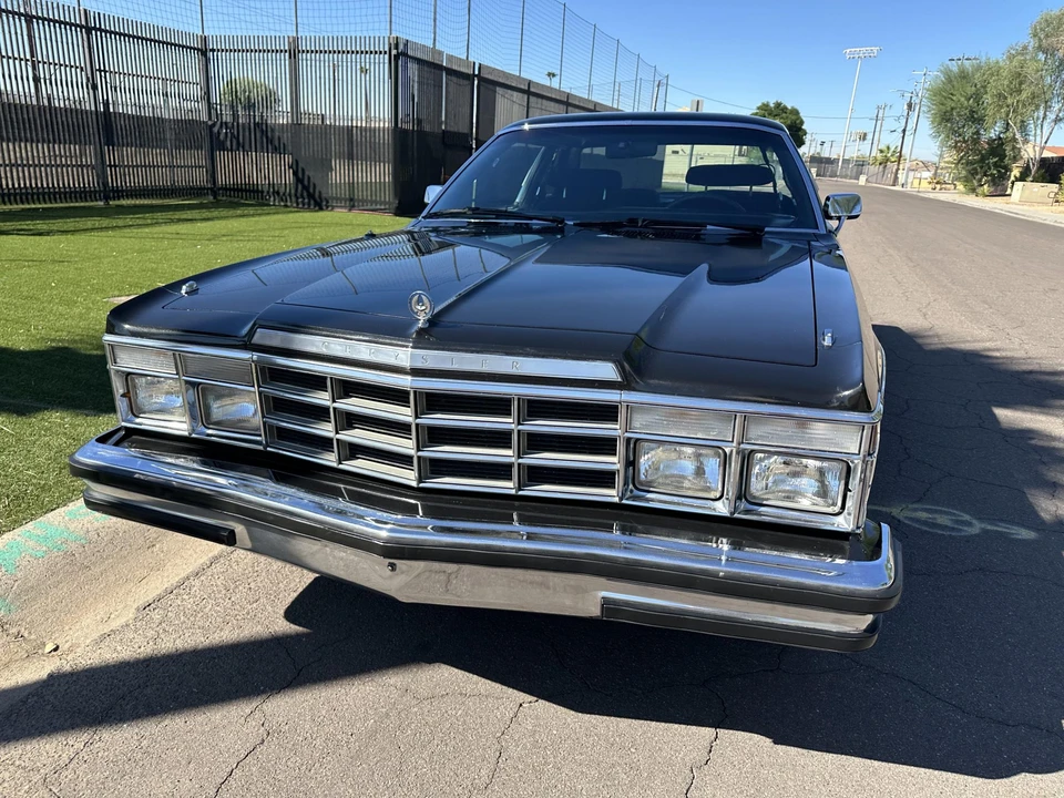 1977 Chrysler LeBaron - Image 11 of 31