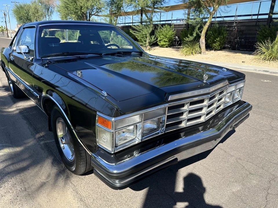 1977 Chrysler LeBaron - Image 16 of 31