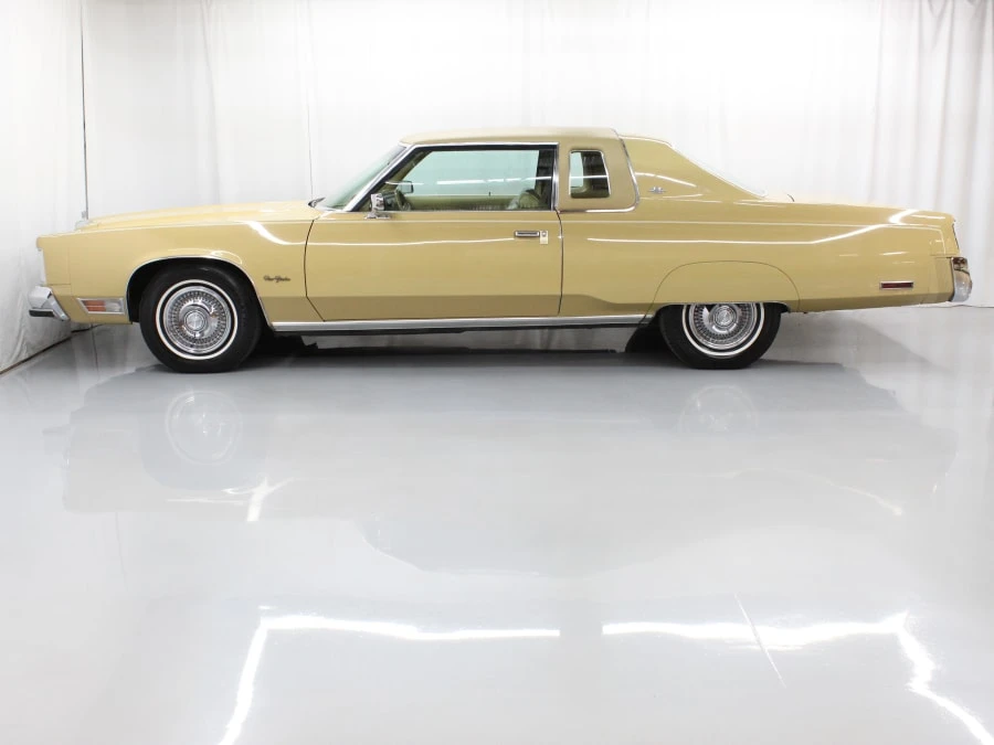 1977 Chrysler New Yorker - Image 2 of 31