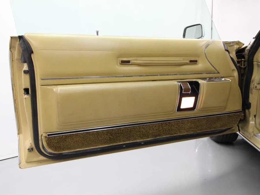 1977 Chrysler New Yorker - Image 21 of 31