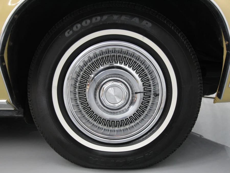 1977 Chrysler New Yorker - Image 28 of 31