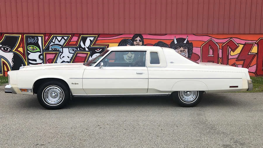 1977 Chrysler New Yorker - Image 2 of 30