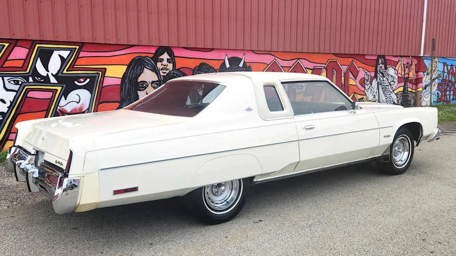 1977 Chrysler New Yorker - Image 9 of 30