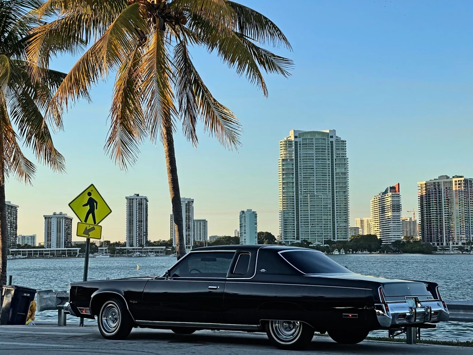 1977 Chrysler New Yorker - Image 28 of 31